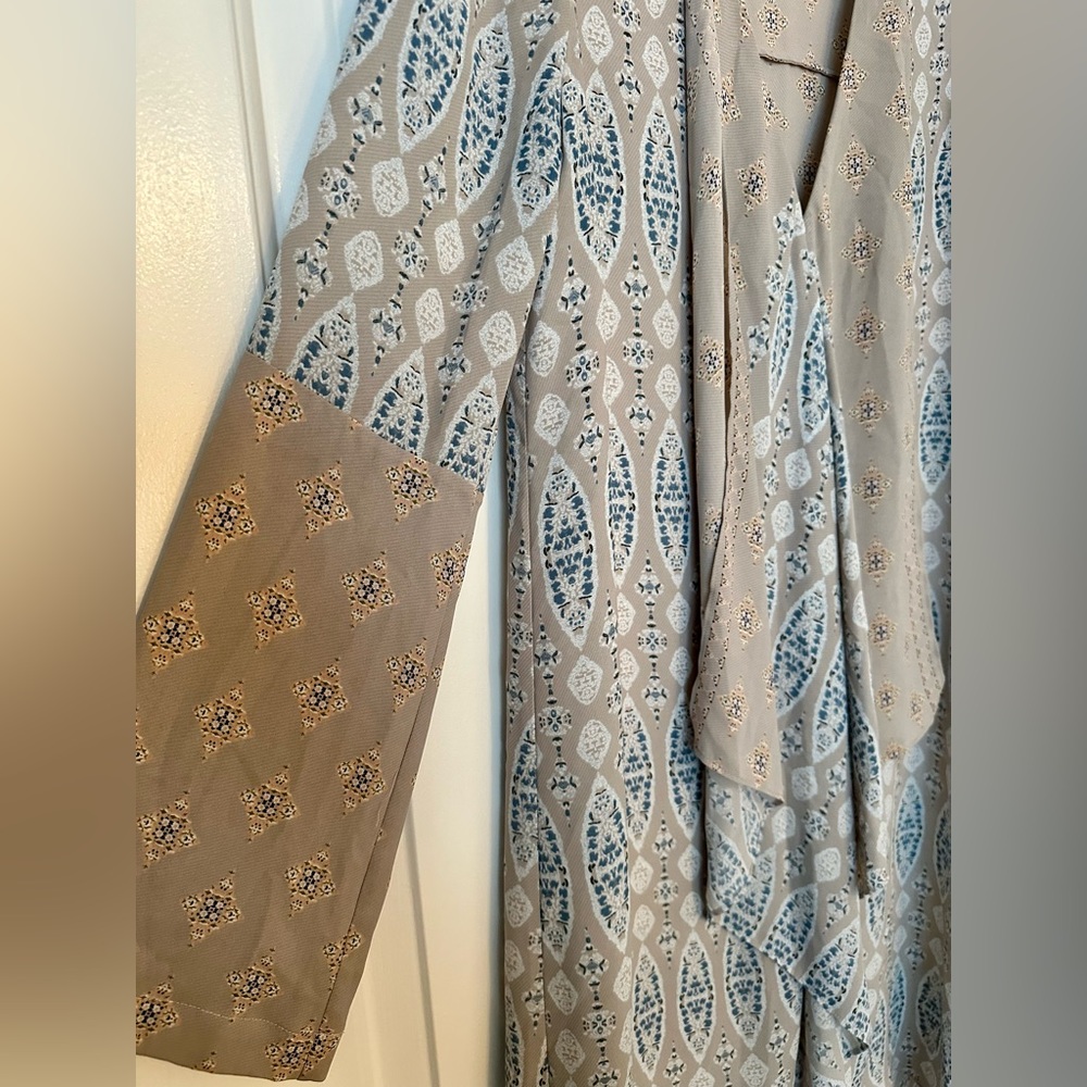 BCBGMAXAZRIA high low maxi dress - Picture 2 of 4